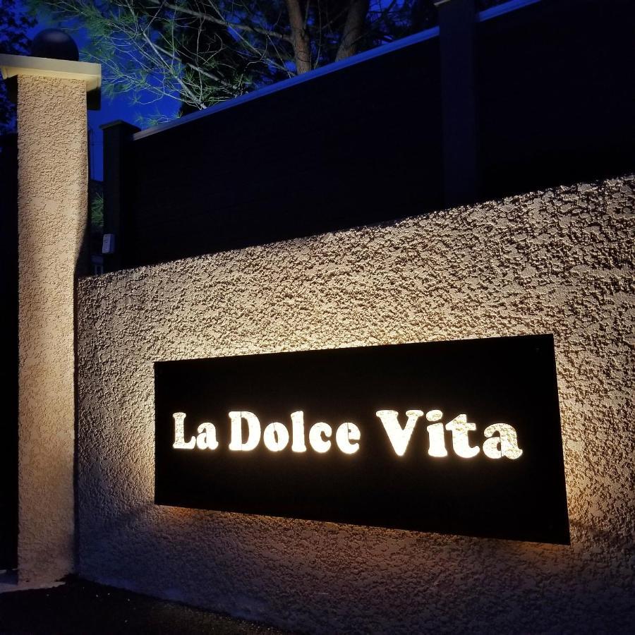 La Dolce Vita - Studio Dans Propriete Avec Piscine Montpeyroux  Exteriör bild